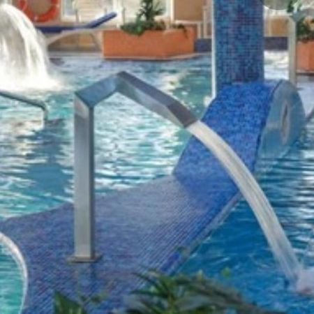 Atico Cuntis Thermae Luaran gambar